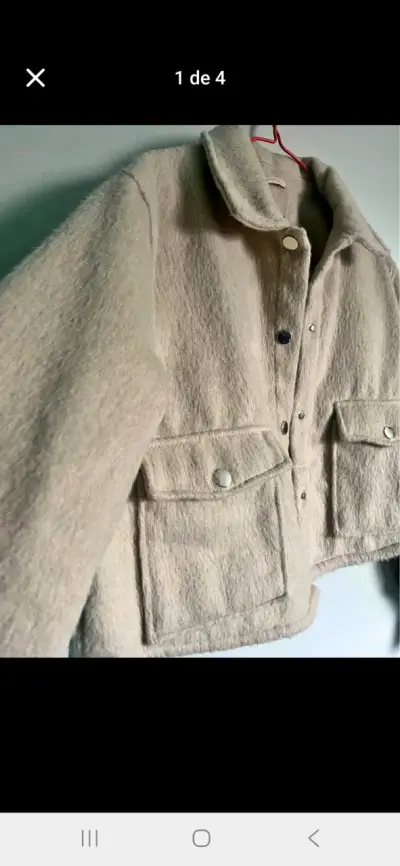 Chaqueta beige abotonada - miniatura 1