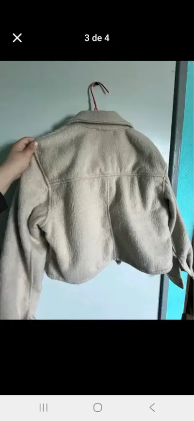 Chaqueta beige abotonada - miniatura 3