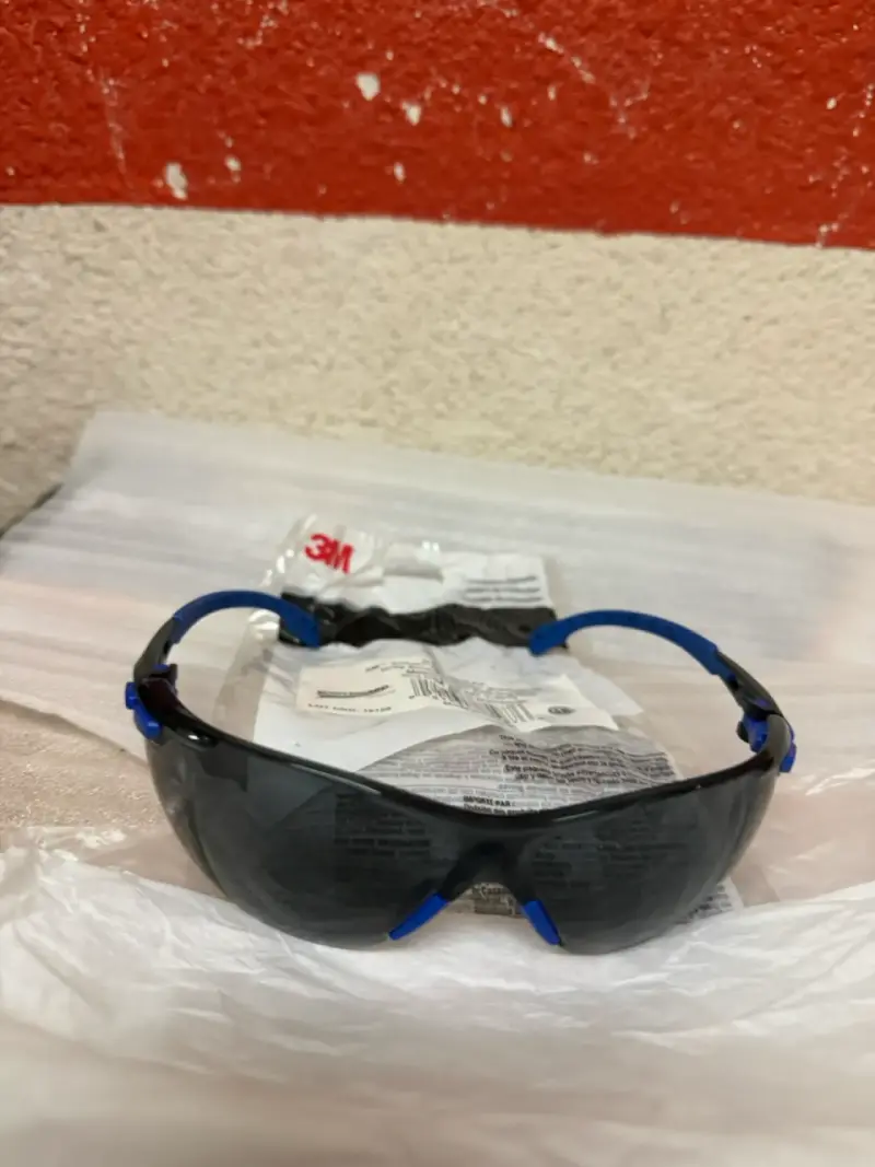 Gafas de seguridad 3M Solus - 2
