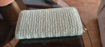 Billetera  tejida beige brillante - miniatura 2