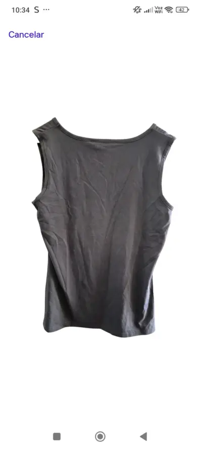 Pijama con polera  gris y short con  estampado - miniatura 2