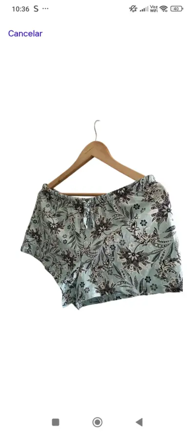 Pijama con polera  gris y short con  estampado - miniatura 6