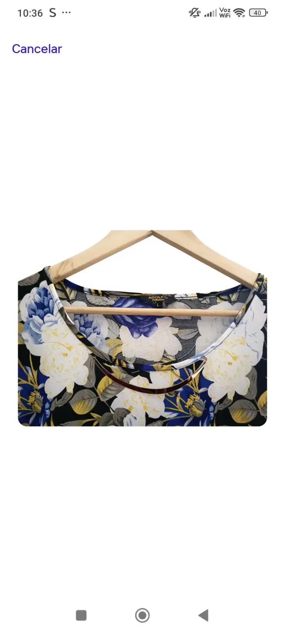 Polera floreada multicolor - 2