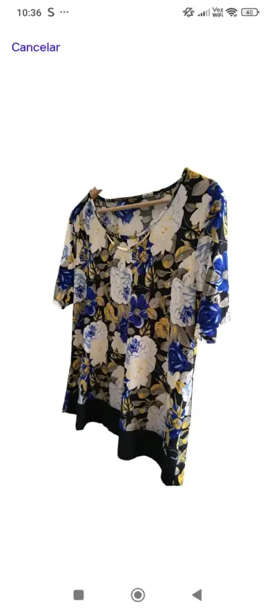 Polera floreada multicolor - miniatura 3
