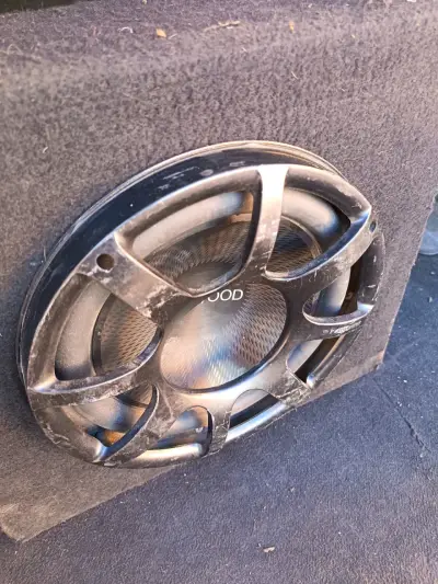 Subwoofer Kenwood usado - miniatura 2