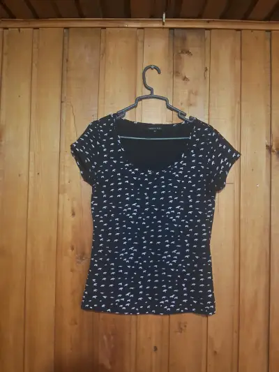 Polera negra Basement - miniatura 1