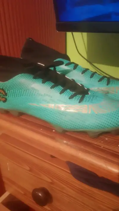 Zapatos de fútbol turquesas - miniatura 4