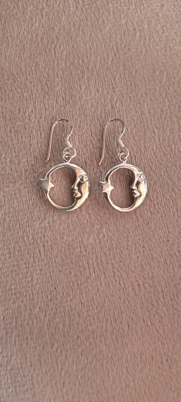 Aros colgantes diseño luna