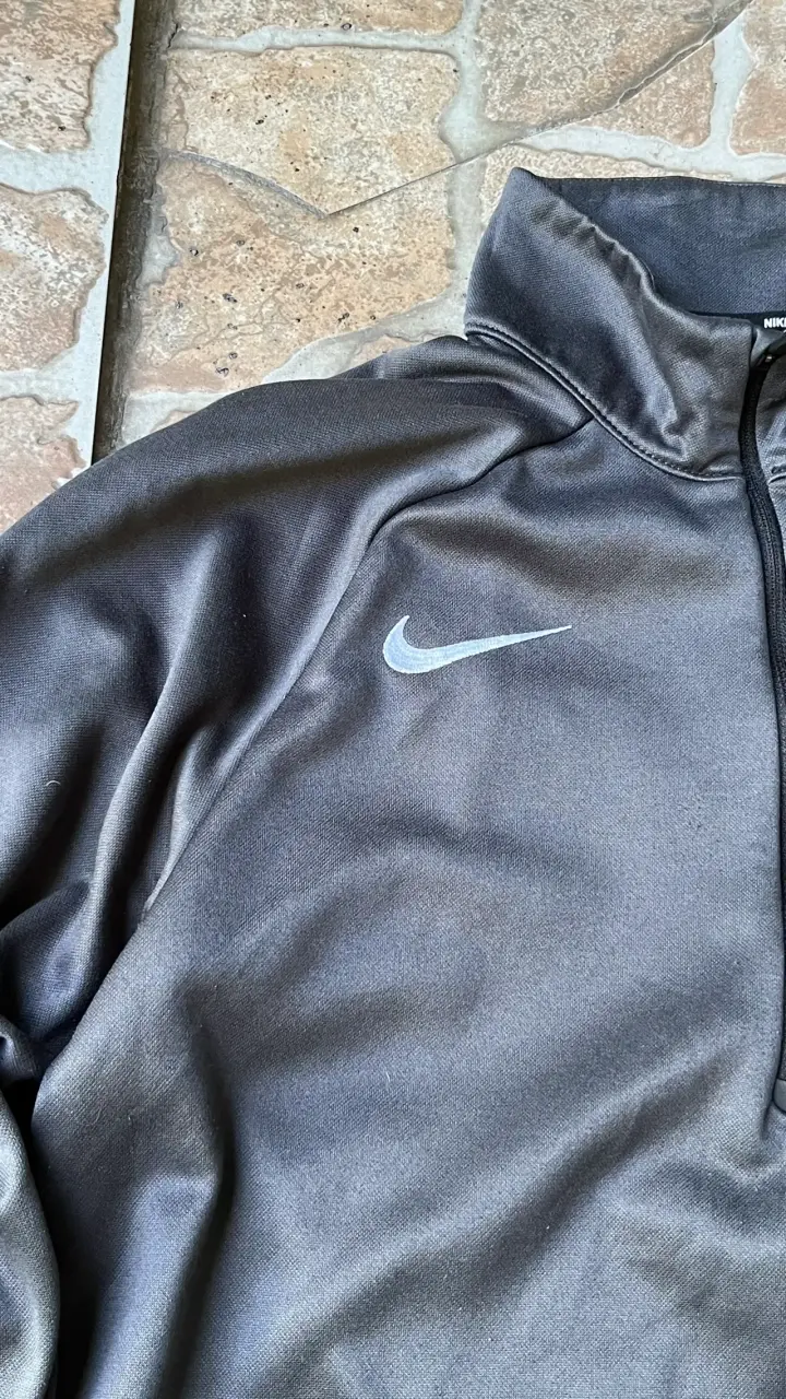 Poleron deportivo nike talla S - 4