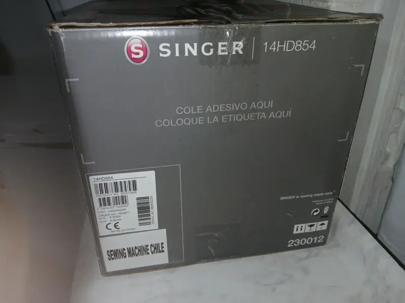 Máquina de coser Singer Overlock - 2