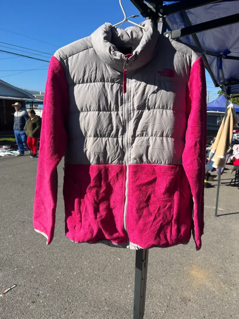 Chaqueta polar gris y rosa - 2