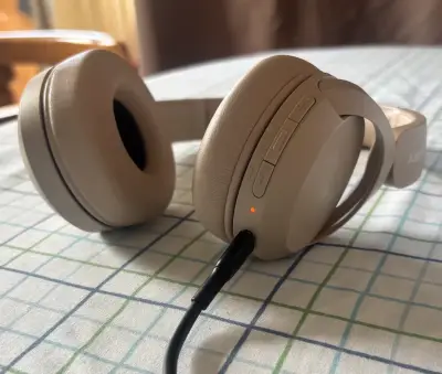 Sony WH-CH520 Beige Bluetooth — Excelente estado - miniatura 5