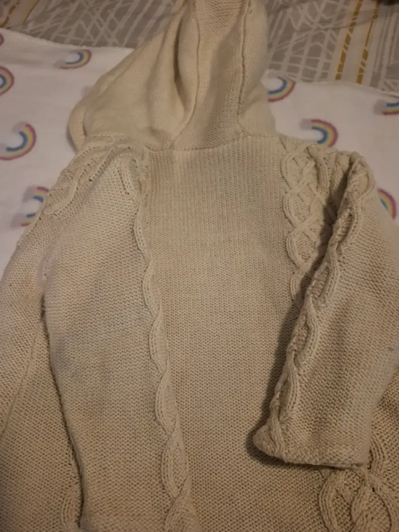 Chaleco de punto con capucha beige - 1