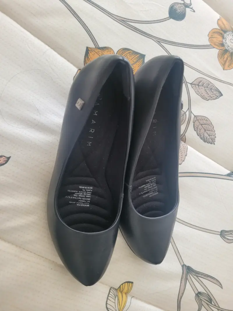 Tacones negros de cuero sintético - 2