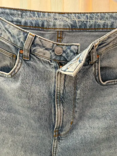 Jeans azul clásico - miniatura 2
