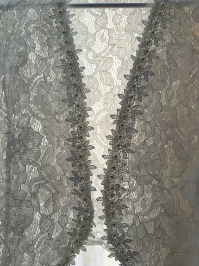 Blusa de encaje blanca - 2
