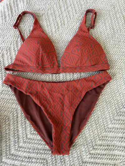 Bikini tejido color terracota - miniatura 1