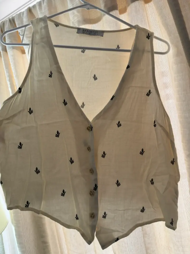 Blusa sin mangas estampada - 1