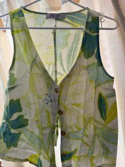 Blusa floral verde Basement - miniatura 1