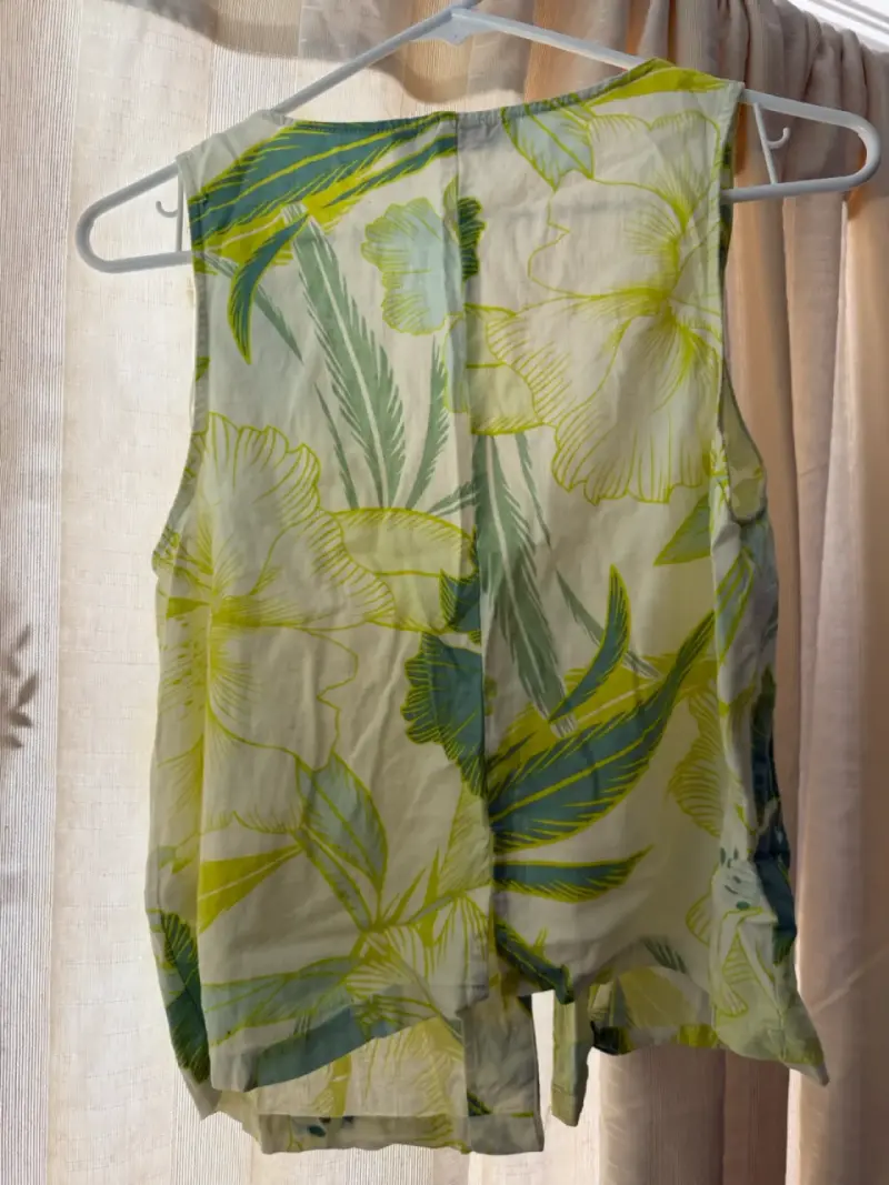 Blusa floral verde Basement - 2