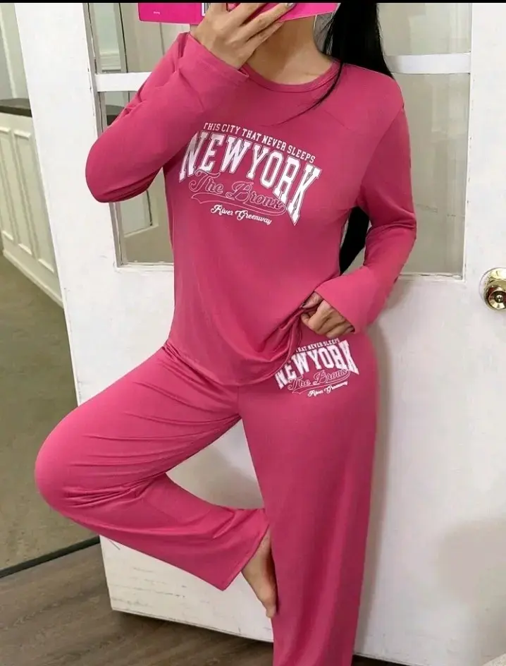 Pijama rosa New York