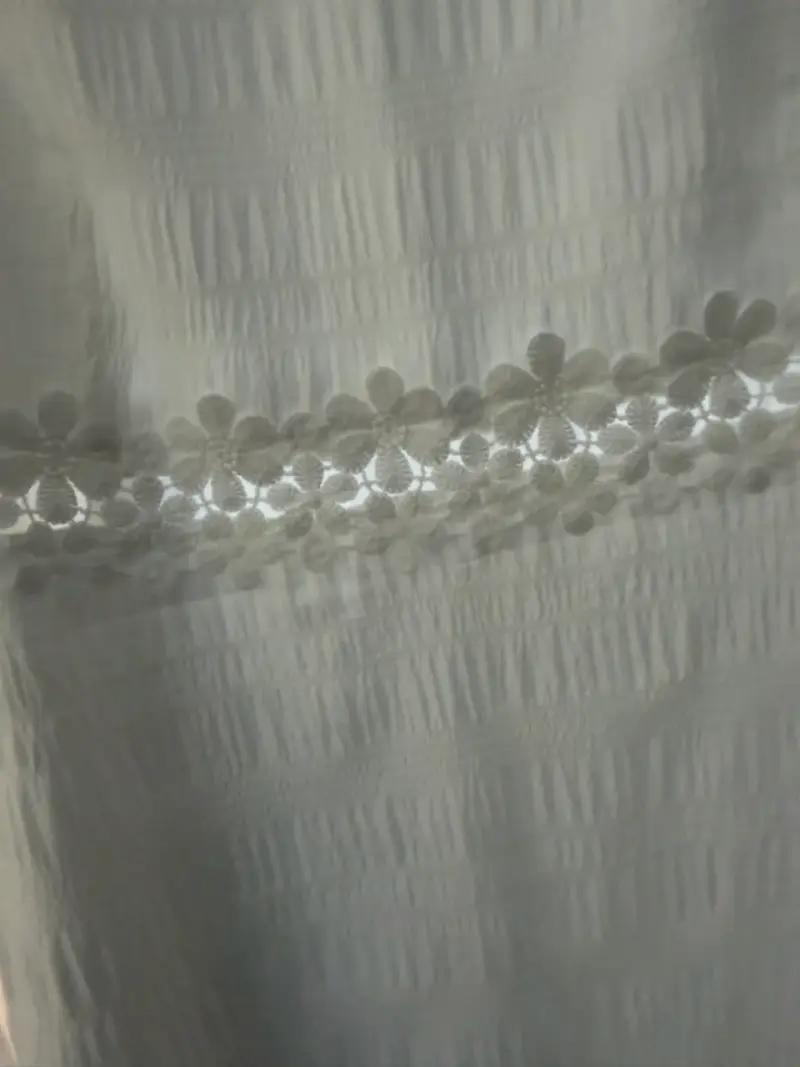 Vestido corto blanco con bordado - 3