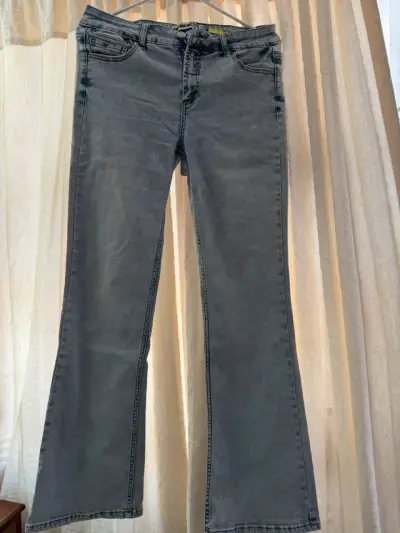 Jeans azul de mezclilla - miniatura 1