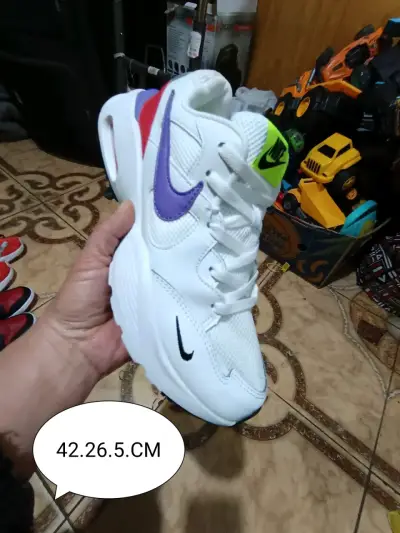 Zapatillas deportivas celestes - miniatura 2