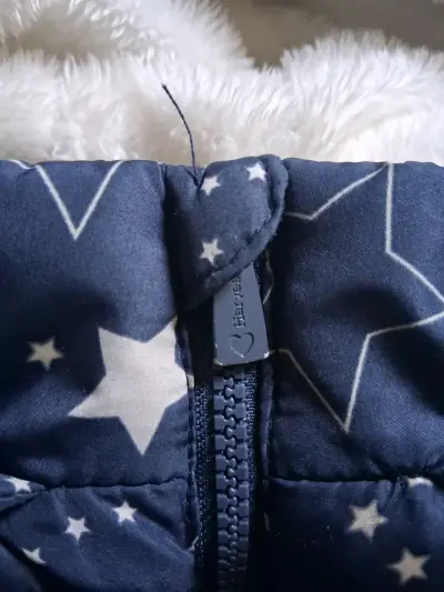 Chaqueta infantil con estrellas - miniatura 4