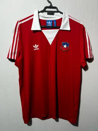 Camiseta roja Adidas vintage - miniatura 1