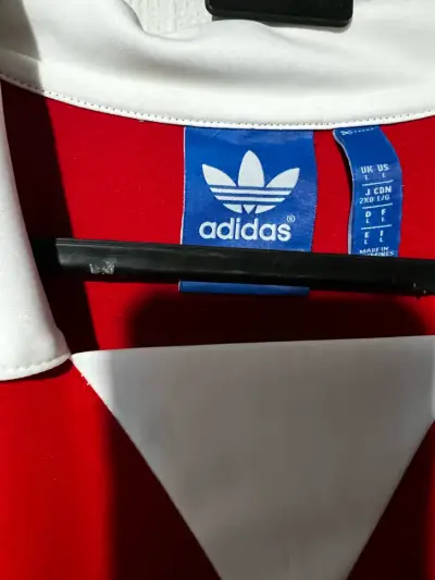 Camiseta roja Adidas vintage - miniatura 4