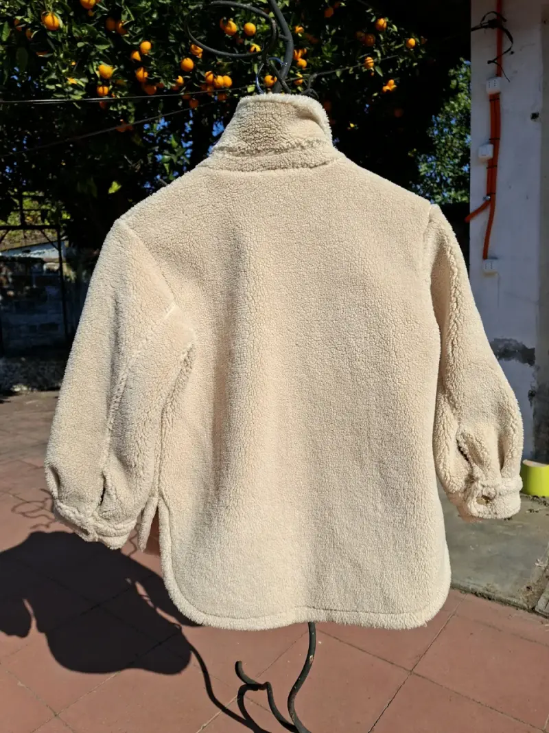 Chaqueta de felpa beige - 4