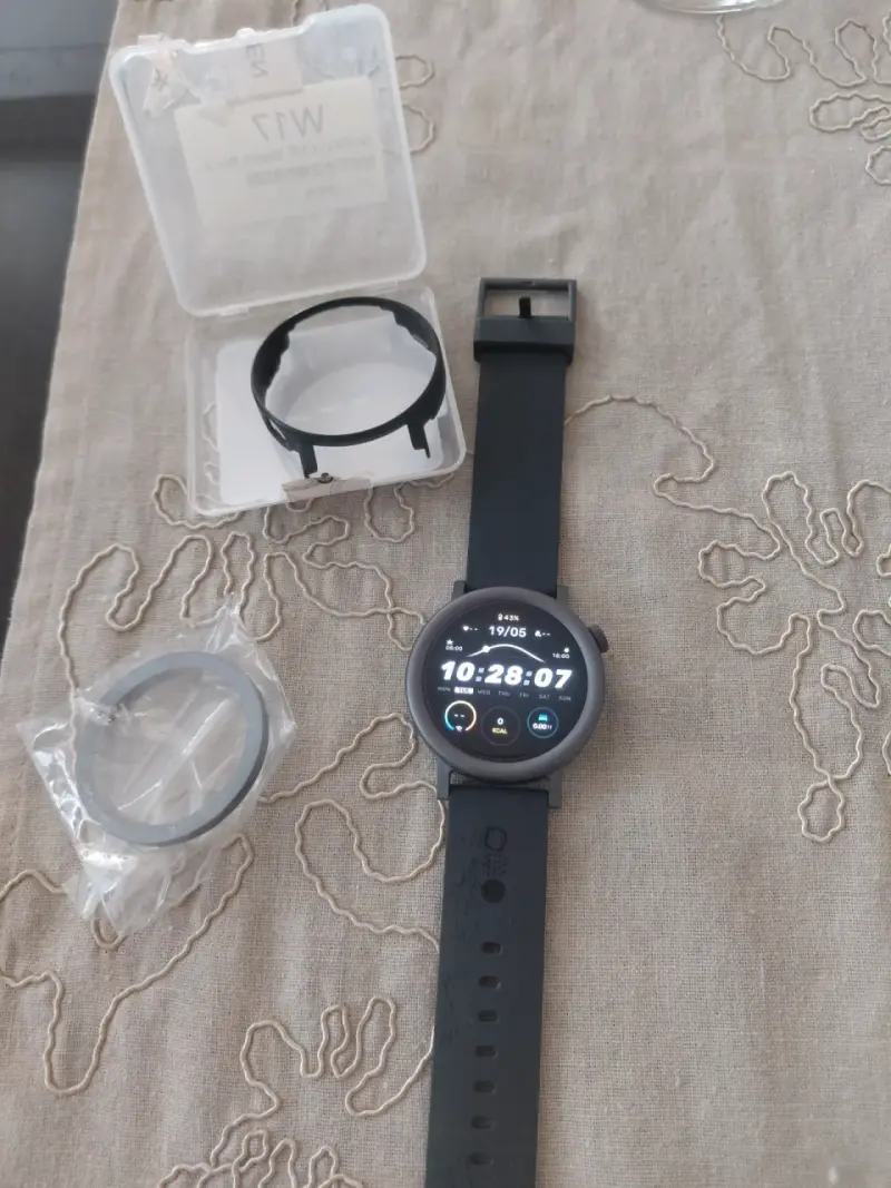 Reloj inteligente negro - 2