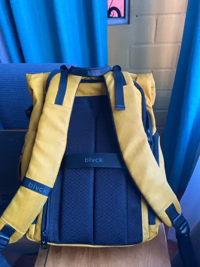 Mochila amarilla Blvck - miniatura 2