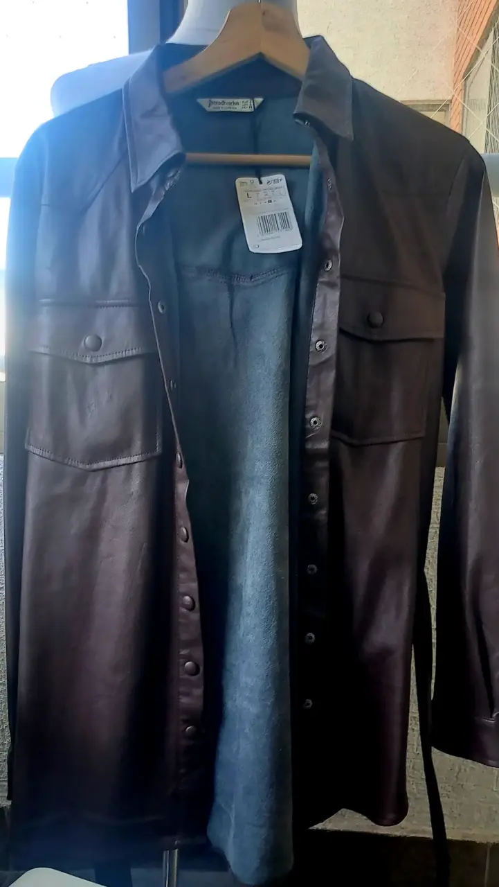 Chaqueta de cuero café - 1