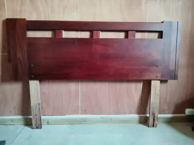 Cabecera de cama de madera - miniatura 1