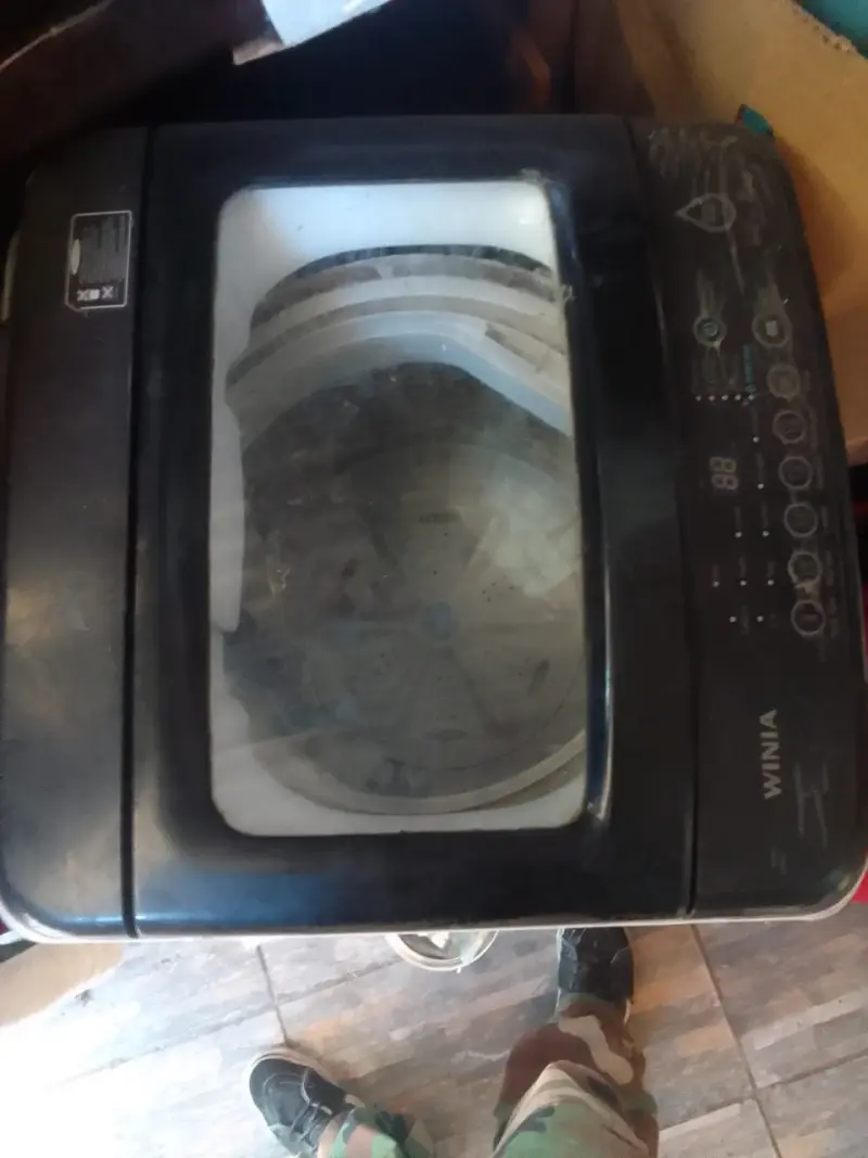 Lavadora automática Winia DWF-E81W - 2