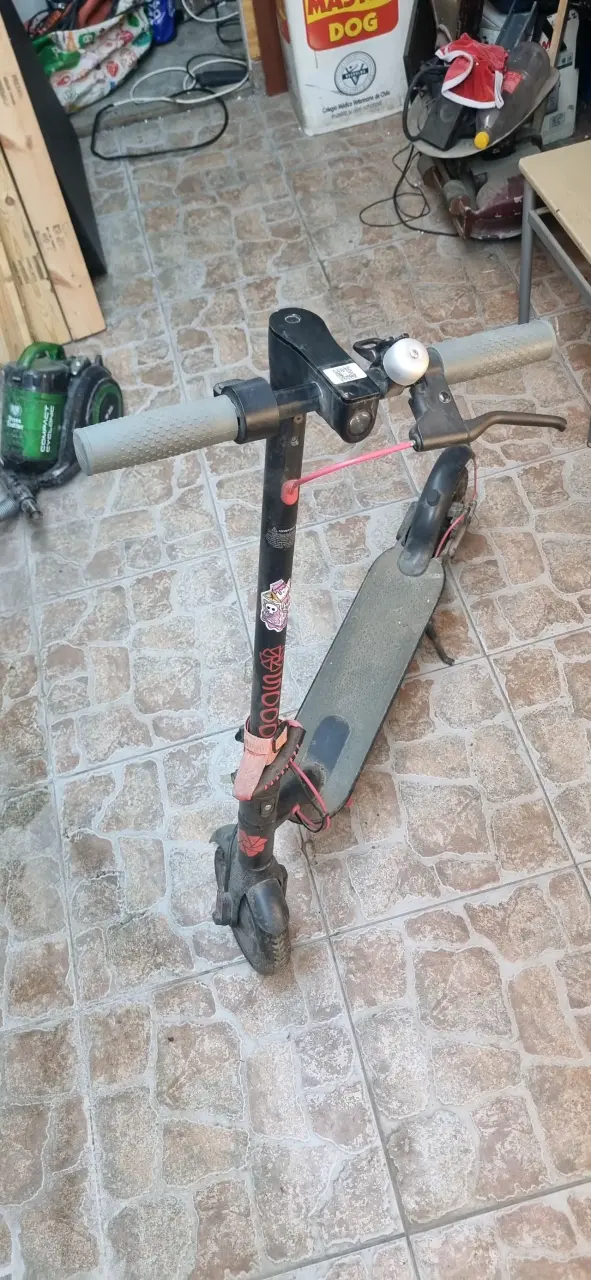 Scooter eléctrico usado - 2