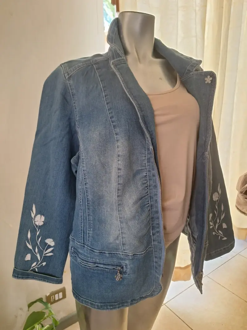 Chaqueta de mezclilla bordada - 1