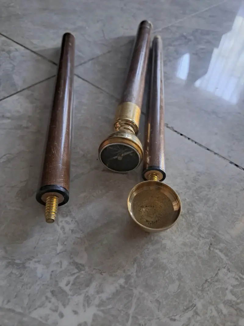 Baston de lancha con brújula - 1