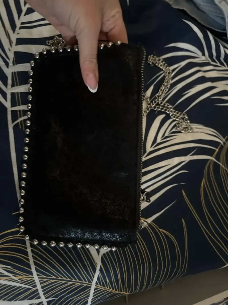 Cartera be negra con cadena - 2