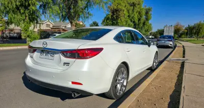 Mazda 6 GT 2015 - miniatura 4