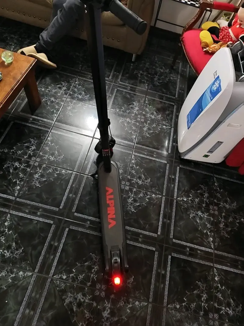 Scooter eléctrico Alpina negro - 2