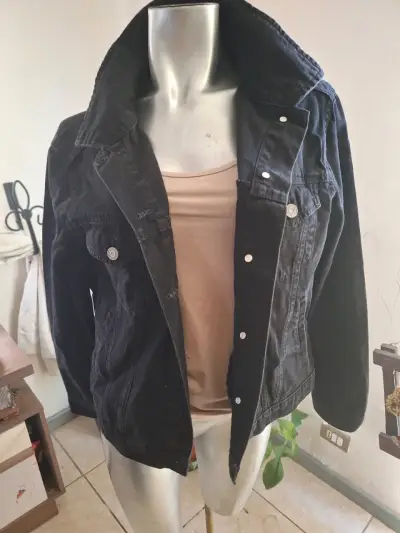 Chaqueta negra de mezclilla - miniatura 1
