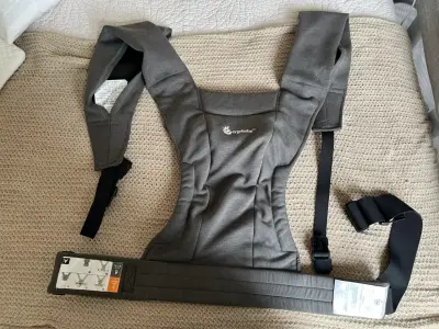 Portabebés Ergobaby gris - miniatura 2