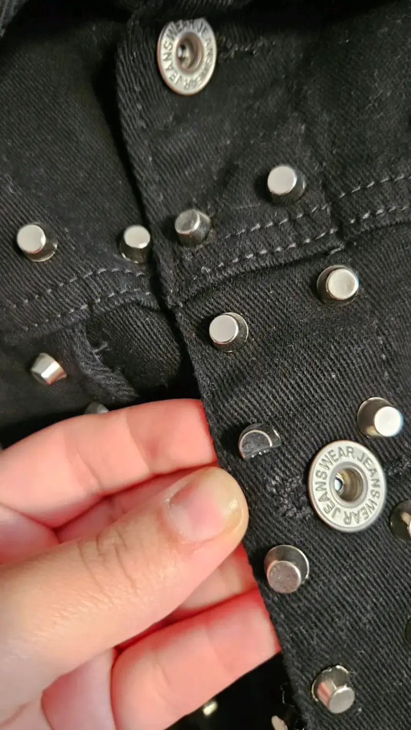 Chaqueta negra de mezclilla con tachuelas Punk - 3