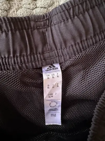 Shorts deportivos multicolor - miniatura 2