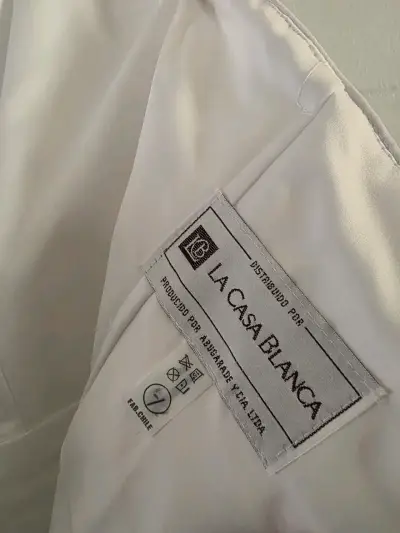 Vestido de novia blanco elegante - miniatura 4