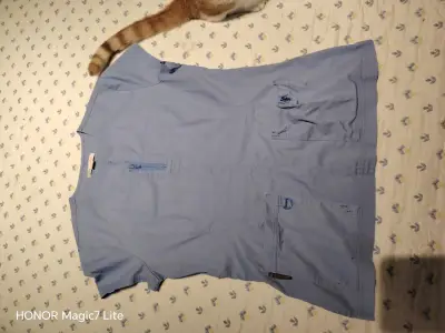 Blusa médica azul claro - miniatura 1
