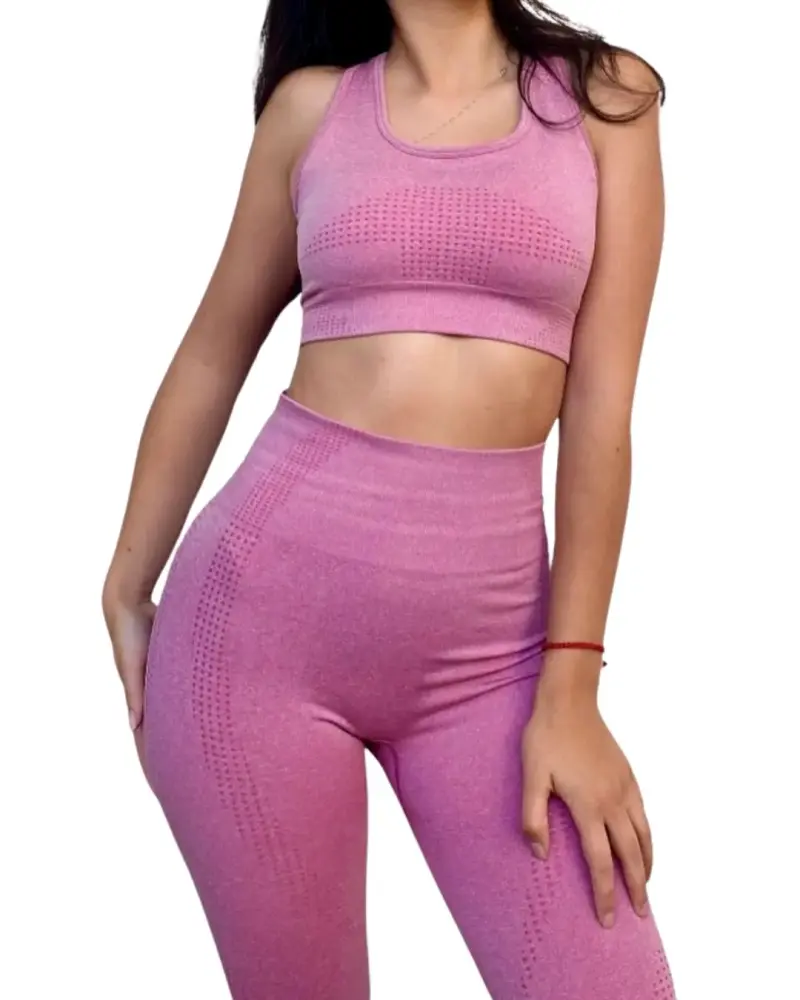 Conjunto deportivo rosado para mujer - 4